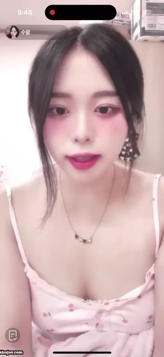 어느 틱톡커의 간접 대딸 체험