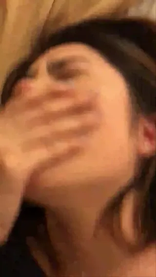 《말도 안하고 입에싸대는 새끼》