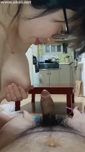 OMG!! 손 넣어서 박박 좀 긁어 달라는 착즙와이프