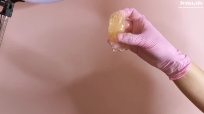 슈가링 왁싱하러 왔어요~ 찌릿찌릿 할거에요~