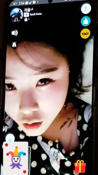 욕 쳐먹으면서 더 흥분하는 대걸레