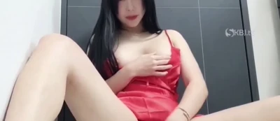 퓨리 보댕이 쑤시다 오줌터지는 리액션