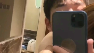 모텔 세면대에서 카메라 무빙
